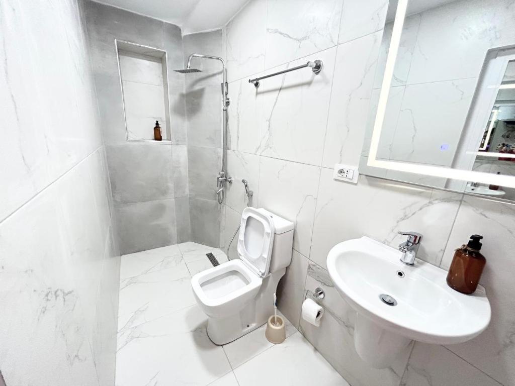 Tirana Inn Hotel Eksteriør bilde